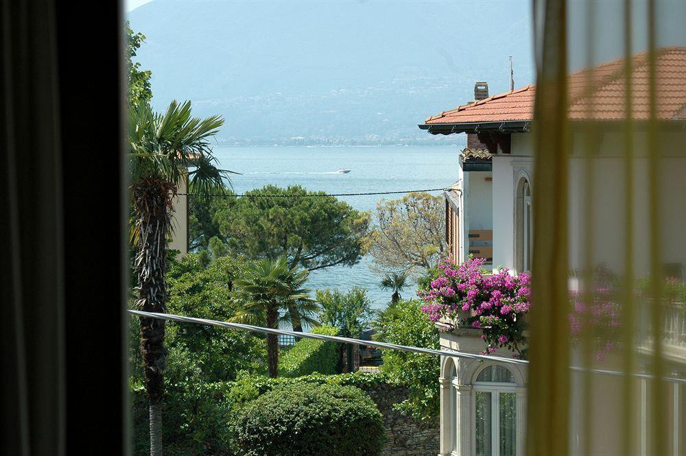 Hotel Marina Torri Del Benaco Exterior photo